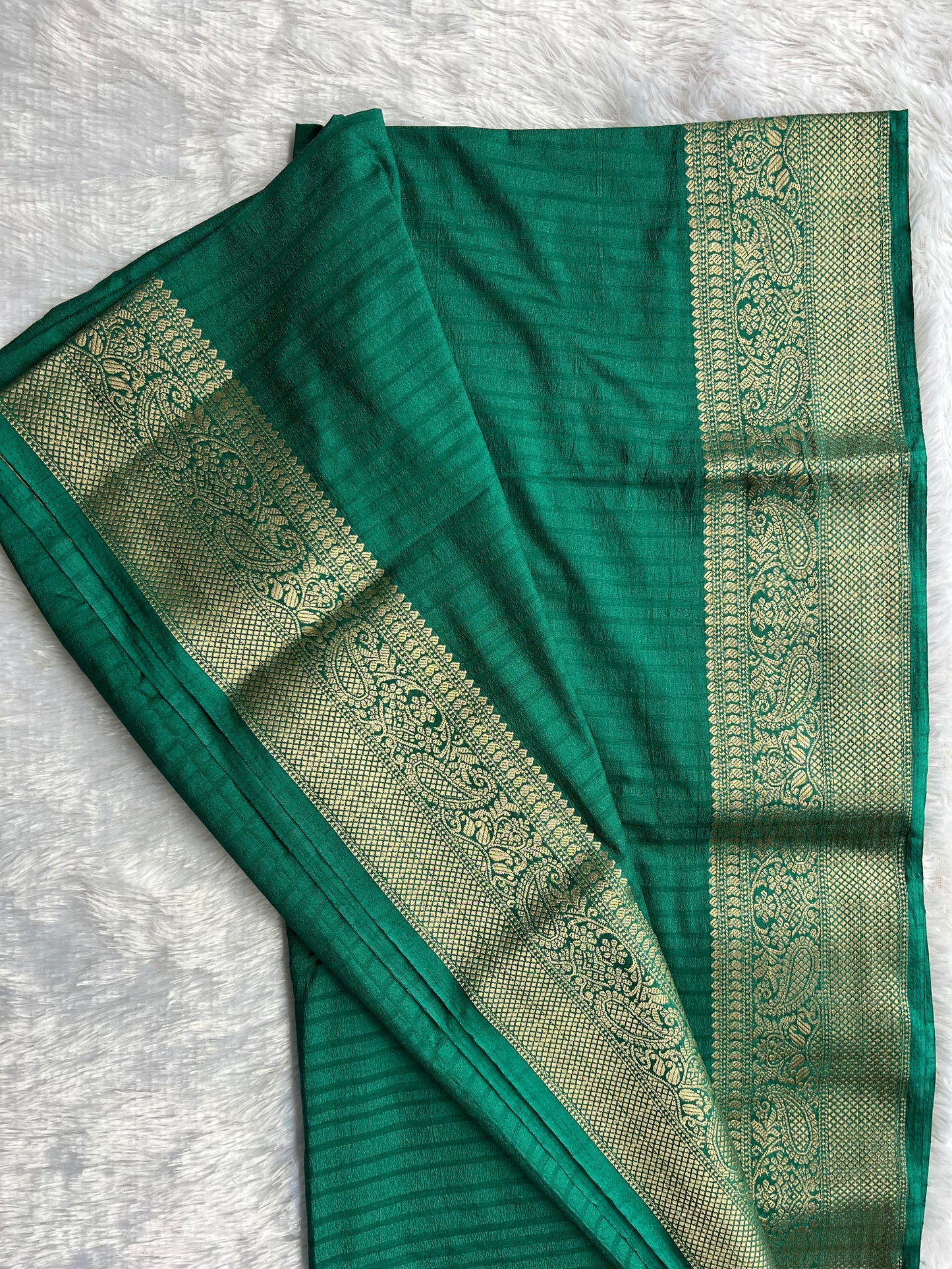 Hariyali Semi Crepe Silk Saree
